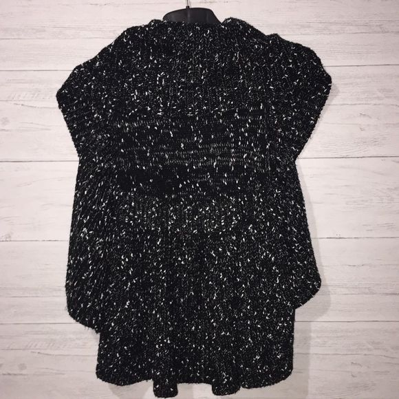 Mystree Black w/White Specks Shrug Sweater - Picture 4 of 6